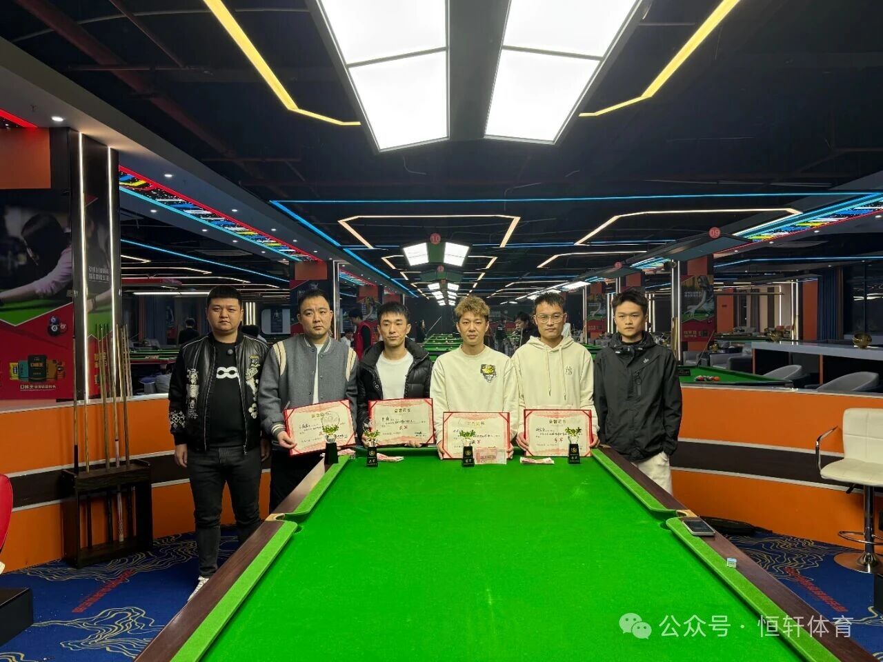 捷报 | 祝贺LP球员 欧芳坤 荣获赣州动杆地带台球俱乐部口味王杯中八公开赛 冠军(图2)