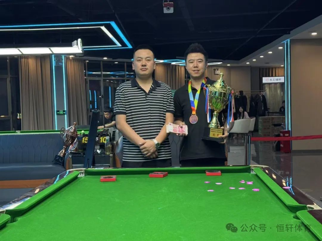 捷报 | 祝贺LP球员 肖明先 荣获临夏蜘蛛乔氏台球俱乐部弹性让球赛 冠军(图2)